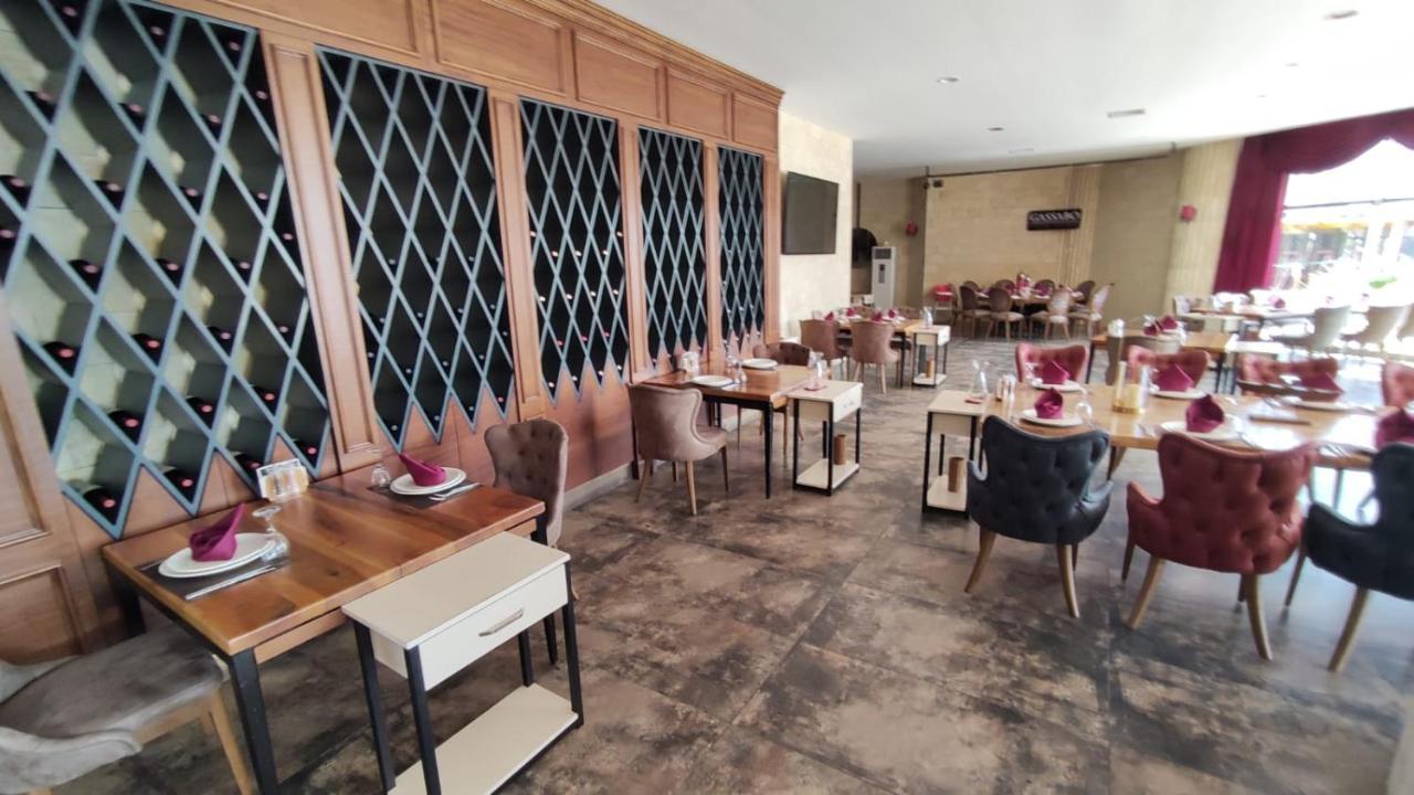 Edelweiss Luxury דירה *